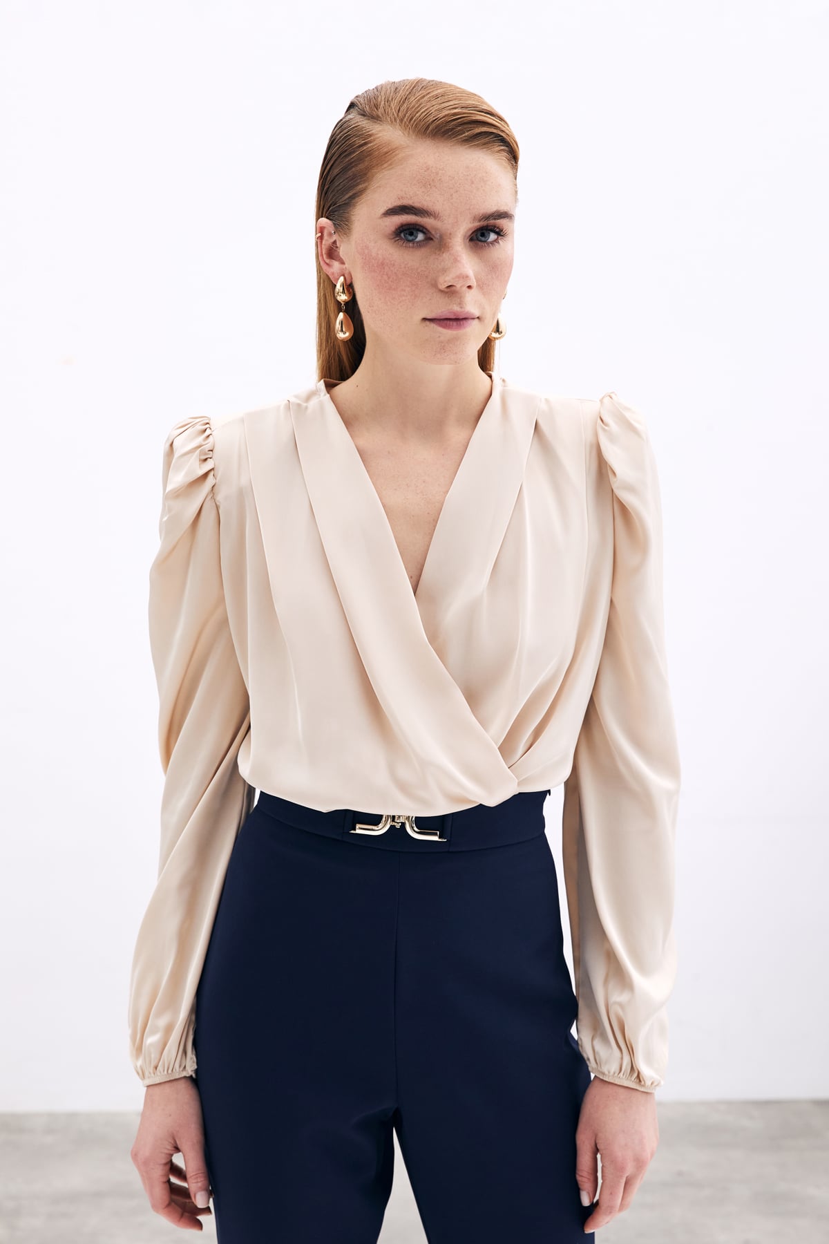 Bej Kruvaze Vatkalı Bodysuit